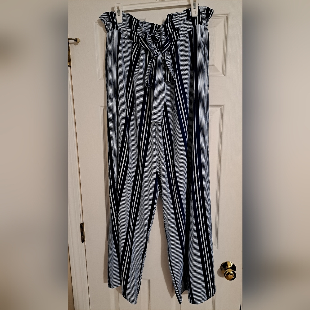 Lightweight, Elastic Waist, Wide Leg Pants